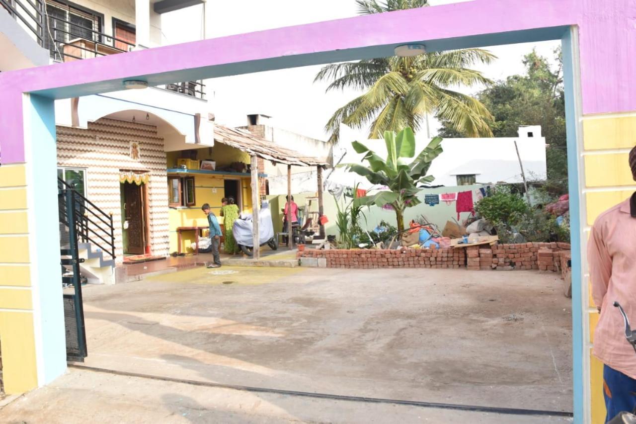 Coconut Homestay Hampi Exterior foto